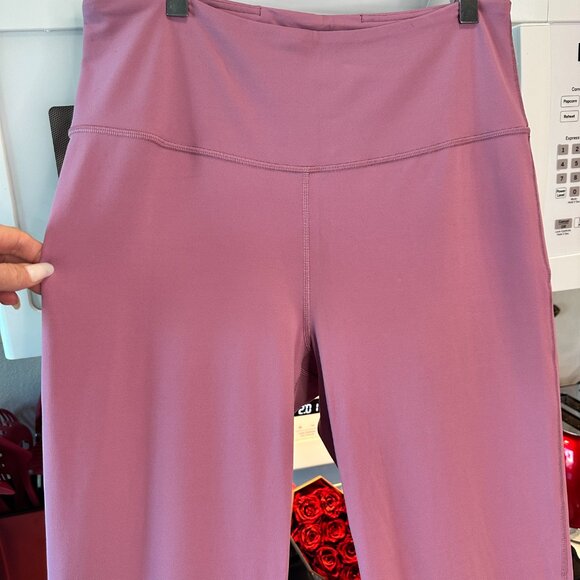 12 Lululemon groove flair pant pink - Picture 2 of 4